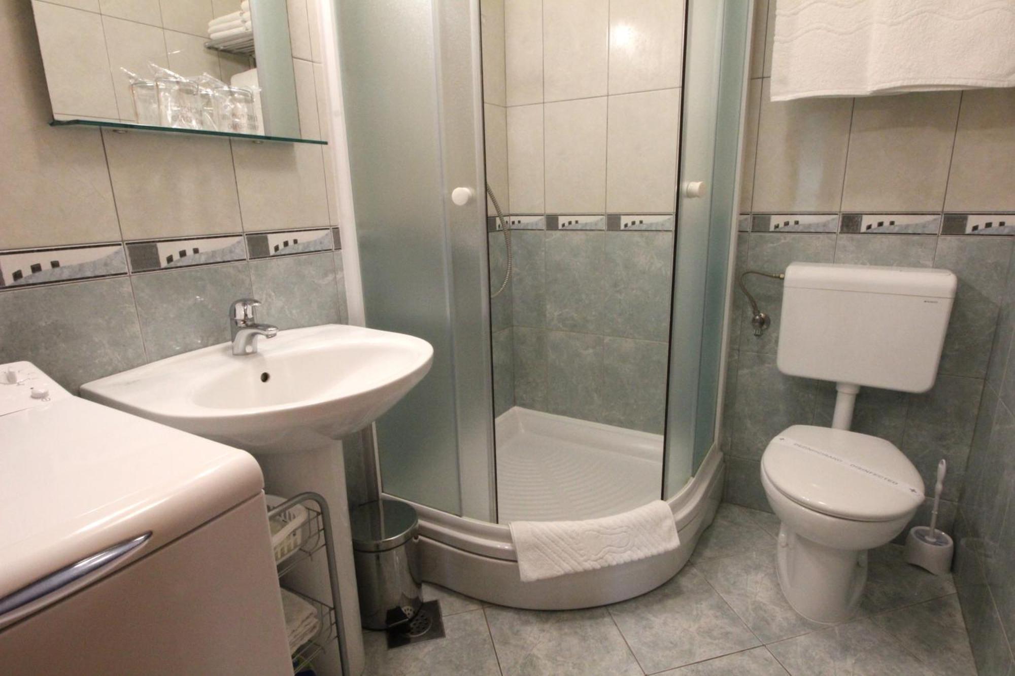 Apartment Artemis (adults Only)
